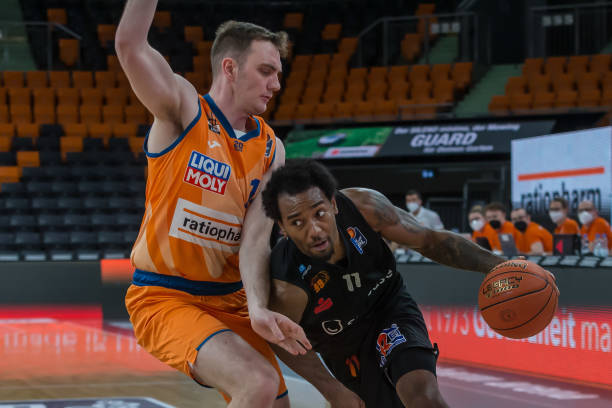 英超-萨拉赫双响加克波造点 利物浦2-0伯恩茅斯.